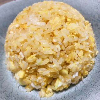 ネギと卵チャーハン